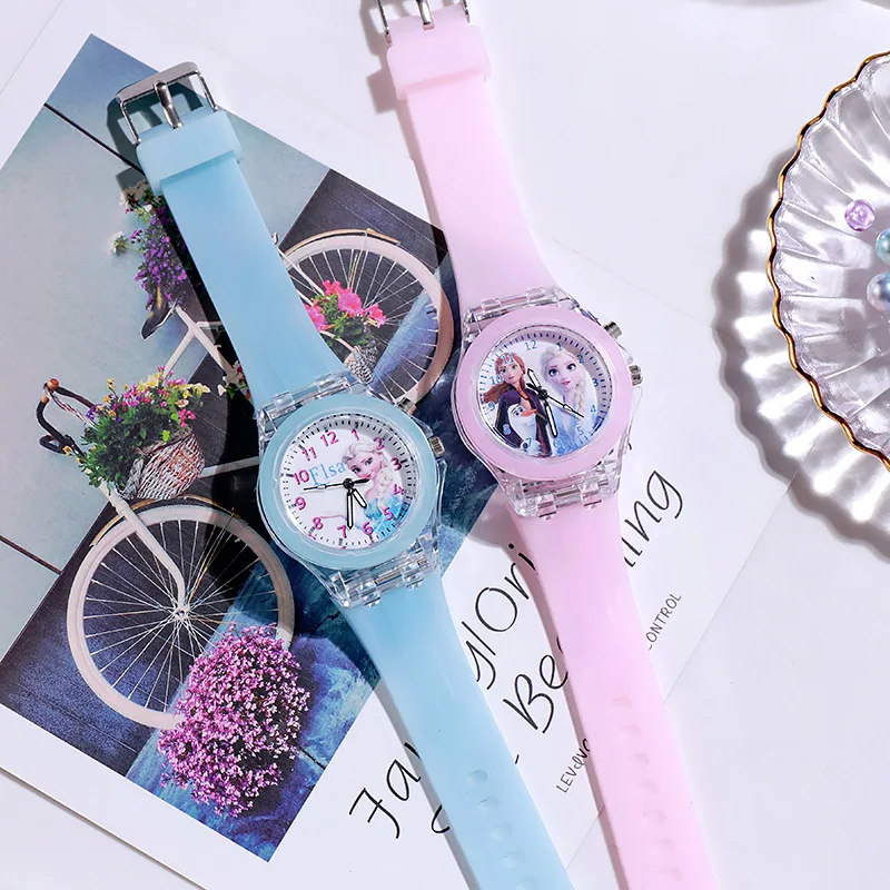 Horloge à lumières colorées