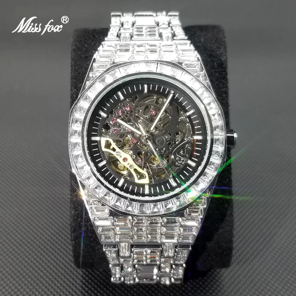 Montre Tonneau Luxe