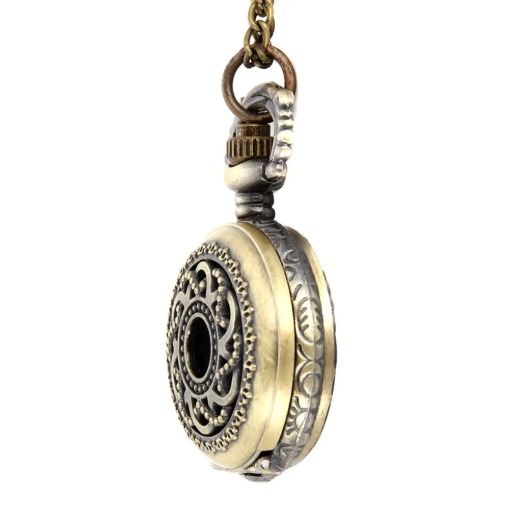 Montre de poche à quartz sculptée en alliage creux pour hommes et femmes