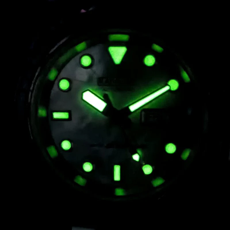 Montre carrée pour hommes