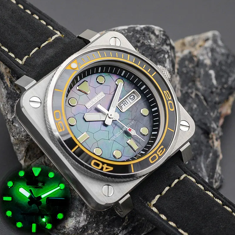 Montre carrée pour hommes