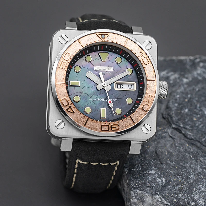 Montre carrée pour hommes