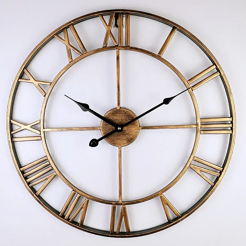 Horloge murale vintage en métal 5