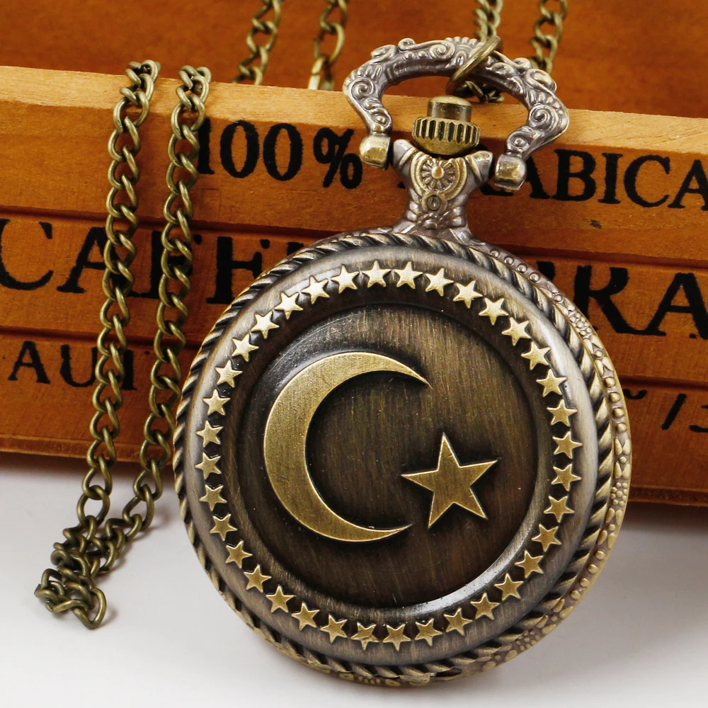 Montre de poche avec étoile et lune