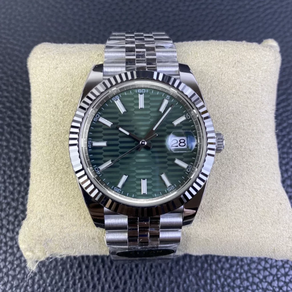 Jul Montre